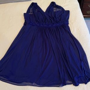24 W semi formal Jessica Howard dress in deep blue
